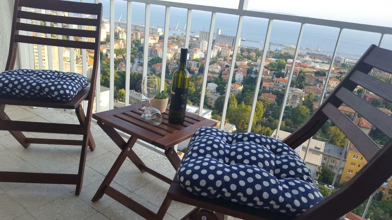 Sunny Kvarner Apartment Rijeka Exterior foto